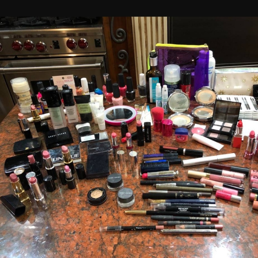 🌟Huge makeup bundle🌟